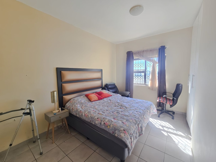 To Let 2 Bedroom Property for Rent in Waterways KwaZulu-Natal
