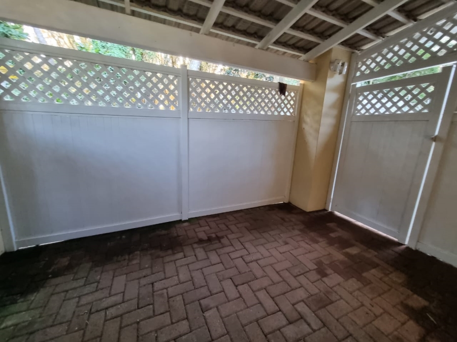 3 Bedroom Property for Sale in Umtentweni KwaZulu-Natal