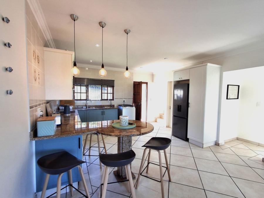 3 Bedroom Property for Sale in Leisure Crest KwaZulu-Natal