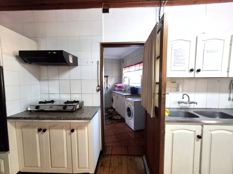 7 Bedroom Property for Sale in Port Edward KwaZulu-Natal