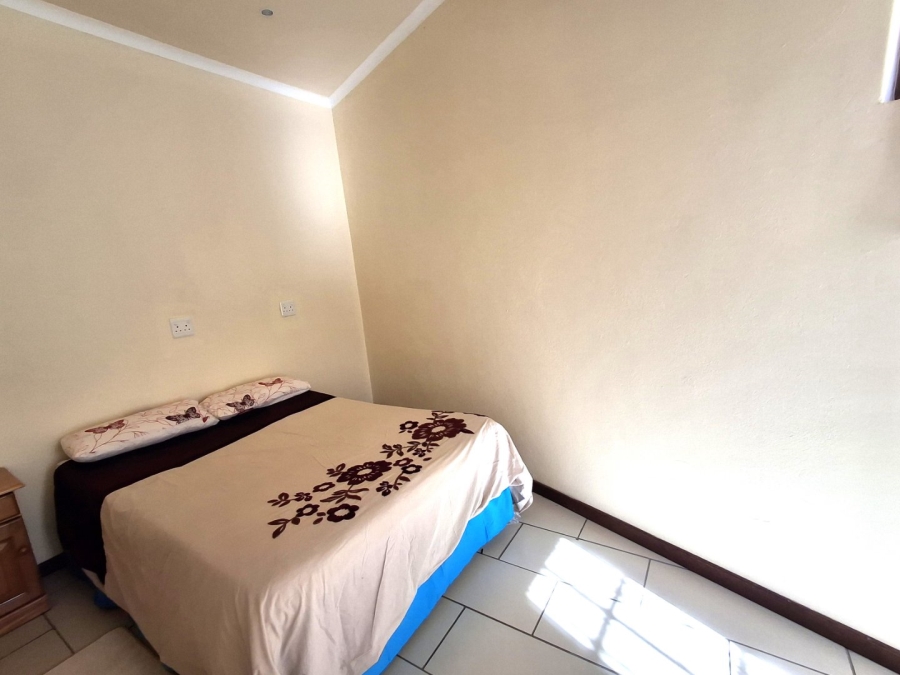 7 Bedroom Property for Sale in Port Edward KwaZulu-Natal