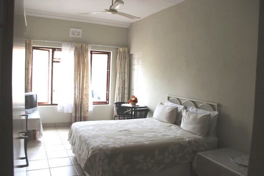 8 Bedroom Property for Sale in St Michaels On Sea KwaZulu-Natal