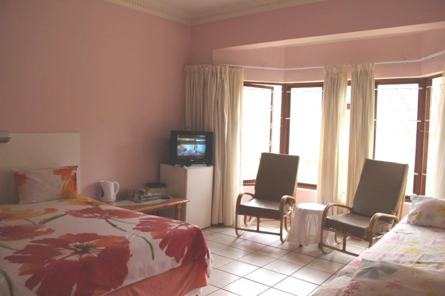 8 Bedroom Property for Sale in St Michaels On Sea KwaZulu-Natal