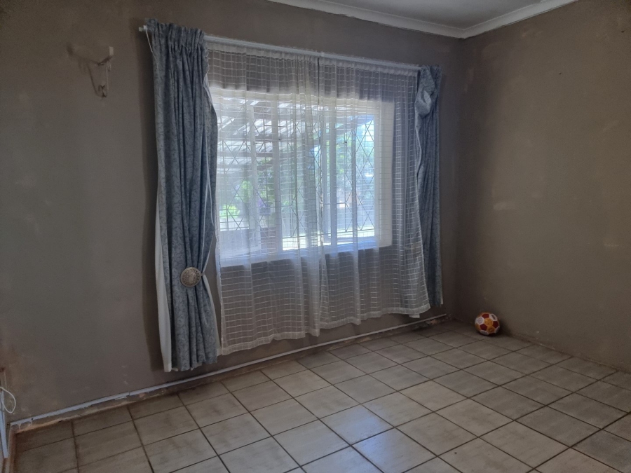 3 Bedroom Property for Sale in Sea Park KwaZulu-Natal