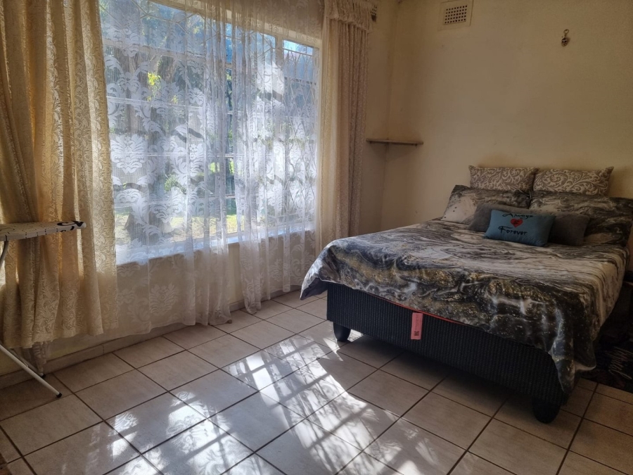 3 Bedroom Property for Sale in Sea Park KwaZulu-Natal