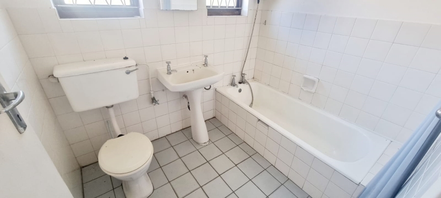 2 Bedroom Property for Sale in St Michaels On Sea KwaZulu-Natal