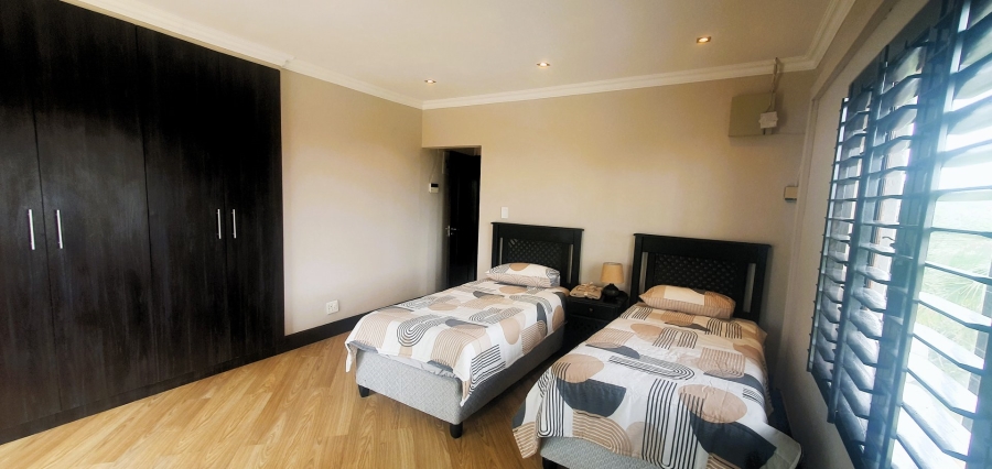 5 Bedroom Property for Sale in Ramsgate KwaZulu-Natal
