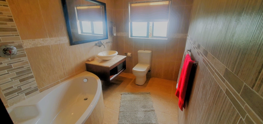5 Bedroom Property for Sale in Ramsgate KwaZulu-Natal