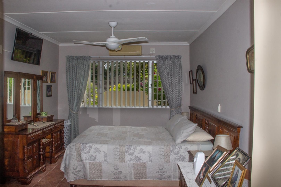 3 Bedroom Property for Sale in Manaba Beach KwaZulu-Natal