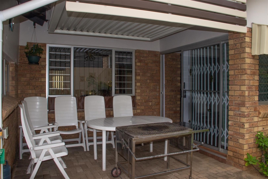 3 Bedroom Property for Sale in Manaba Beach KwaZulu-Natal