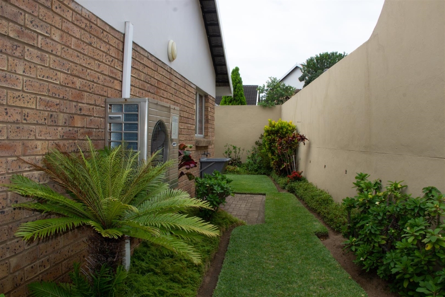 3 Bedroom Property for Sale in Manaba Beach KwaZulu-Natal