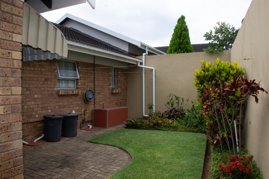 3 Bedroom Property for Sale in Manaba Beach KwaZulu-Natal