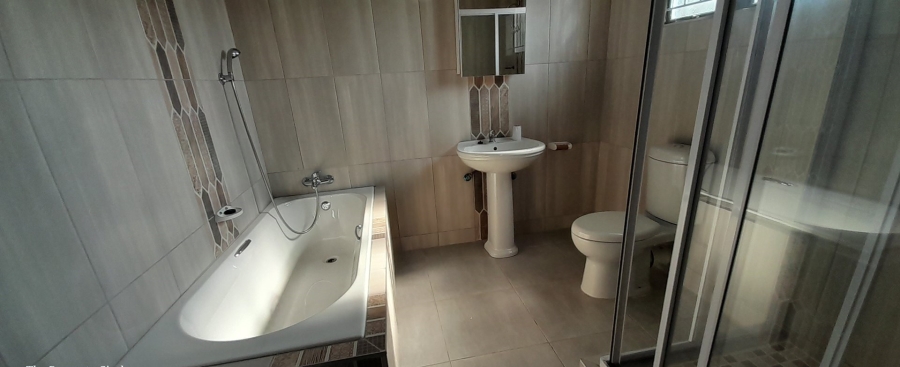 3 Bedroom Property for Sale in Woodgrange KwaZulu-Natal