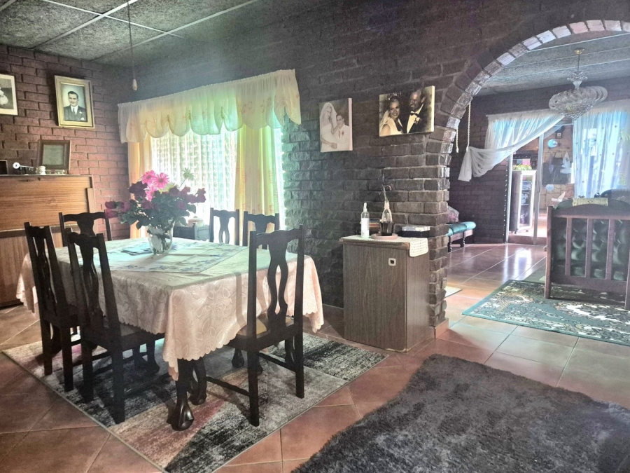 4 Bedroom Property for Sale in Pioneer Park KwaZulu-Natal