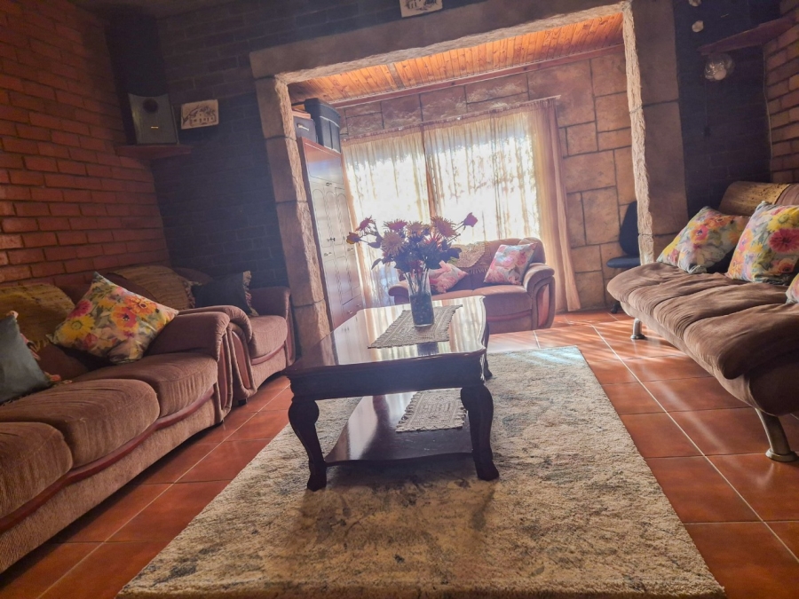 4 Bedroom Property for Sale in Pioneer Park KwaZulu-Natal
