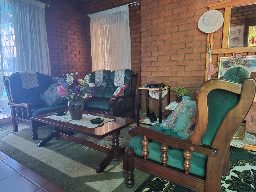 4 Bedroom Property for Sale in Pioneer Park KwaZulu-Natal