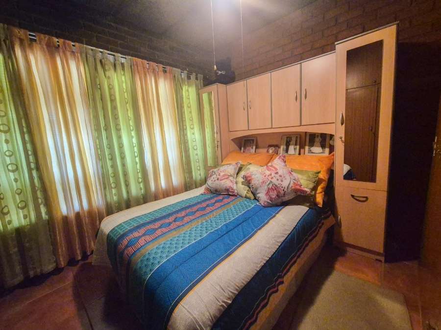 4 Bedroom Property for Sale in Pioneer Park KwaZulu-Natal