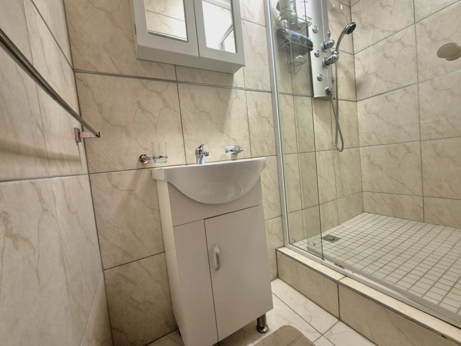 4 Bedroom Property for Sale in Pioneer Park KwaZulu-Natal