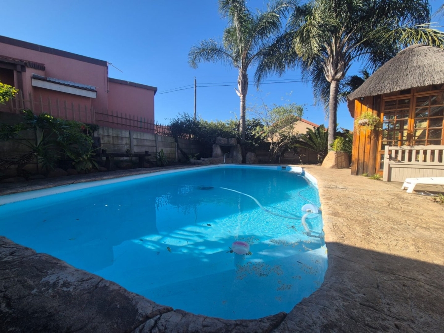 4 Bedroom Property for Sale in Pioneer Park KwaZulu-Natal