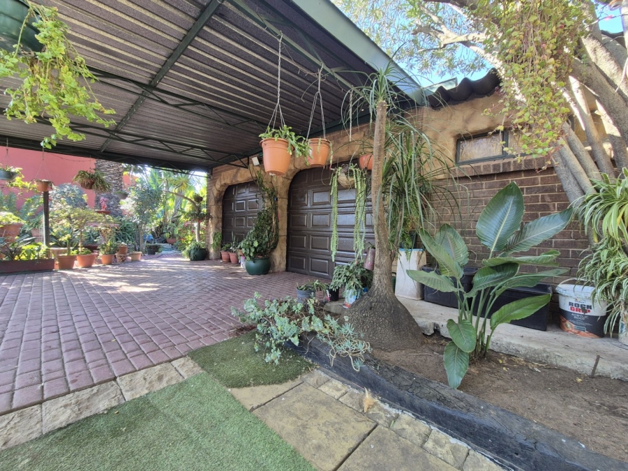 4 Bedroom Property for Sale in Pioneer Park KwaZulu-Natal