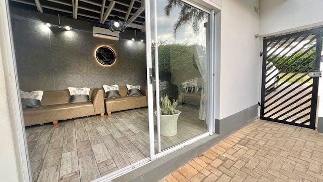 7 Bedroom Property for Sale in Uvongo KwaZulu-Natal