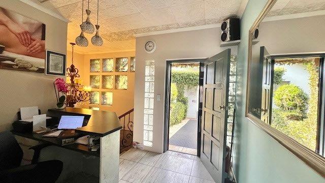 7 Bedroom Property for Sale in Uvongo KwaZulu-Natal