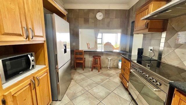 7 Bedroom Property for Sale in Uvongo KwaZulu-Natal