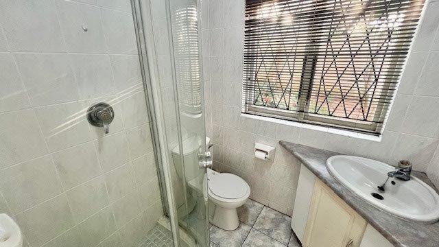 7 Bedroom Property for Sale in Uvongo KwaZulu-Natal