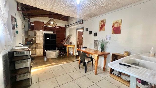7 Bedroom Property for Sale in Uvongo KwaZulu-Natal