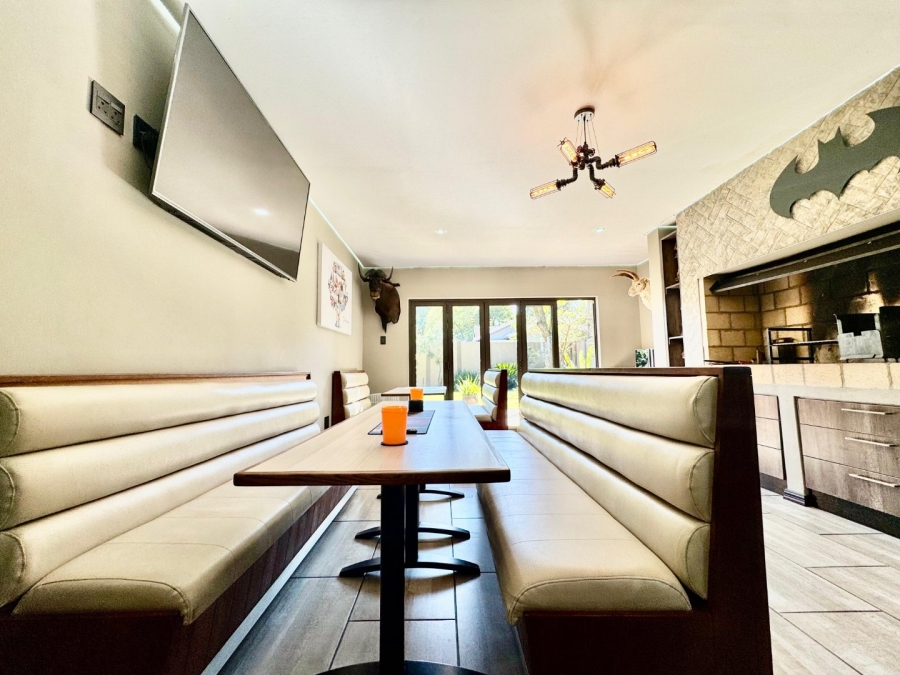 5 Bedroom Property for Sale in Pioneer Park KwaZulu-Natal