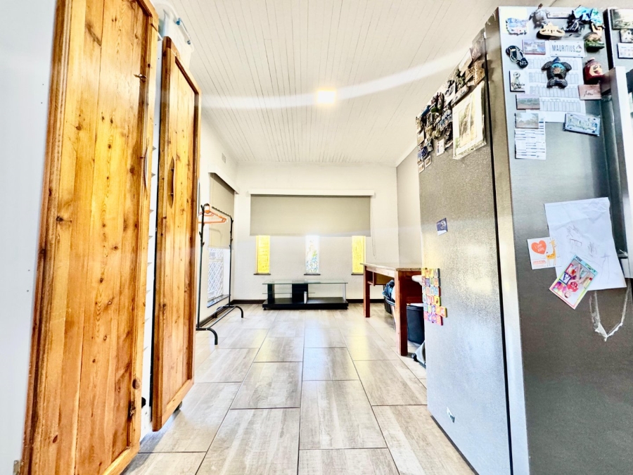 5 Bedroom Property for Sale in Pioneer Park KwaZulu-Natal