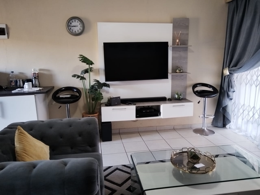 2 Bedroom Property for Sale in Newlands East KwaZulu-Natal
