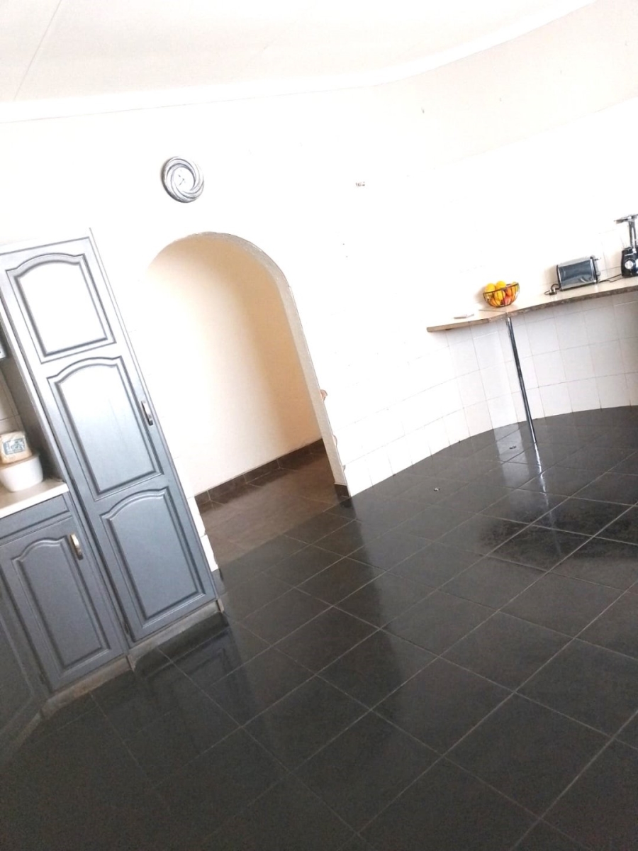 3 Bedroom Property for Sale in Fairleigh KwaZulu-Natal
