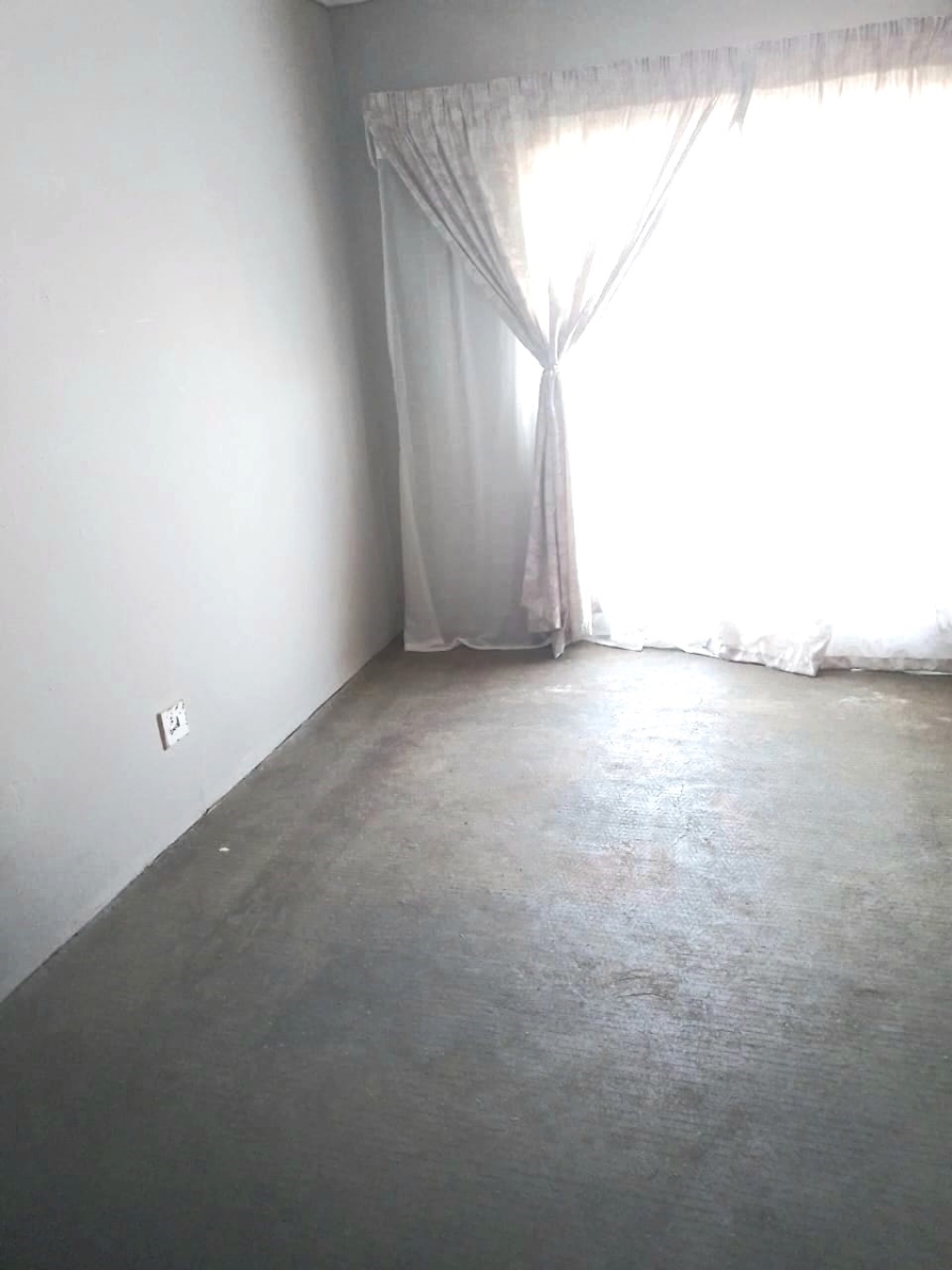 3 Bedroom Property for Sale in Fairleigh KwaZulu-Natal