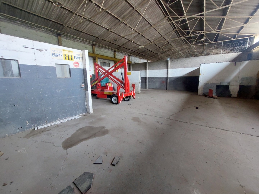 To Let commercial Property for Rent in Malvern KwaZulu-Natal