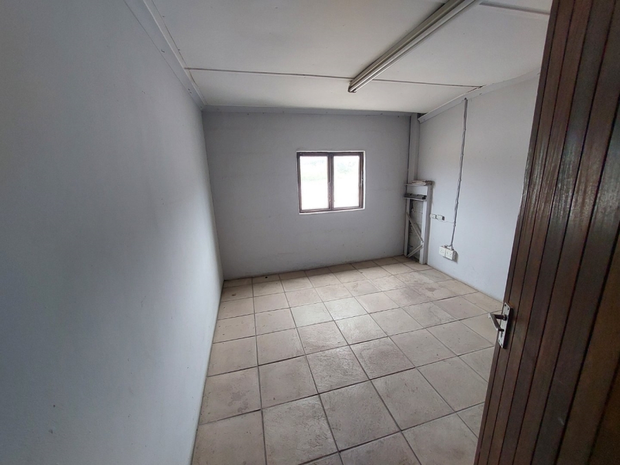 To Let commercial Property for Rent in Malvern KwaZulu-Natal