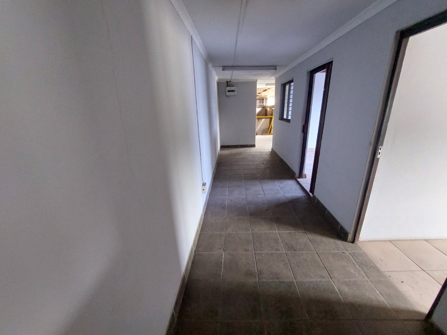 To Let commercial Property for Rent in Malvern KwaZulu-Natal