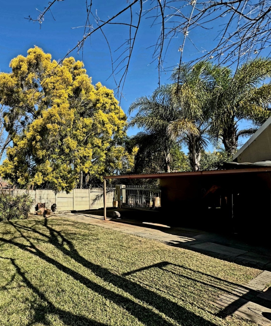 3 Bedroom Property for Sale in Schuinshoogte KwaZulu-Natal