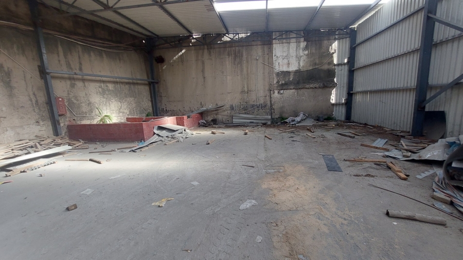 To Let commercial Property for Rent in Malvern KwaZulu-Natal