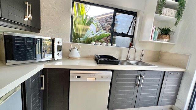 3 Bedroom Property for Sale in Shelly Beach KwaZulu-Natal