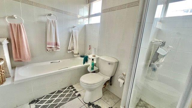 3 Bedroom Property for Sale in Manaba Beach KwaZulu-Natal