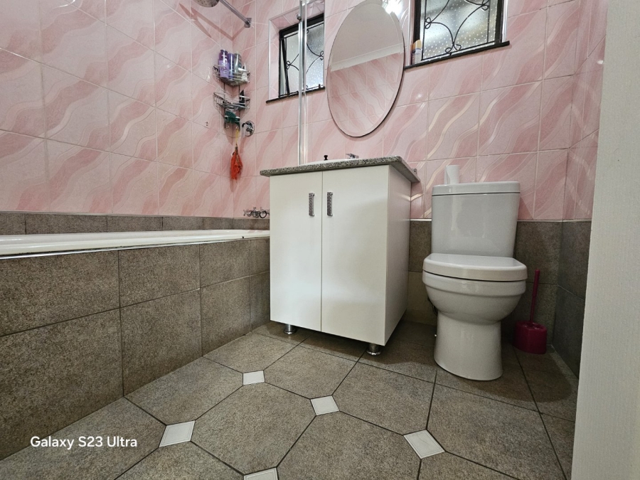 4 Bedroom Property for Sale in Richview KwaZulu-Natal
