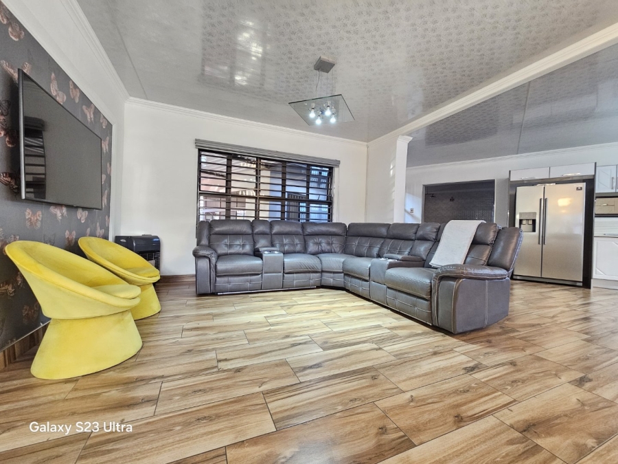 4 Bedroom Property for Sale in Richview KwaZulu-Natal