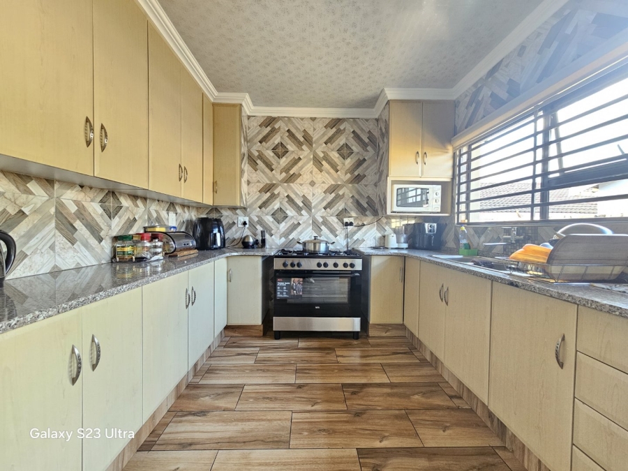 4 Bedroom Property for Sale in Richview KwaZulu-Natal