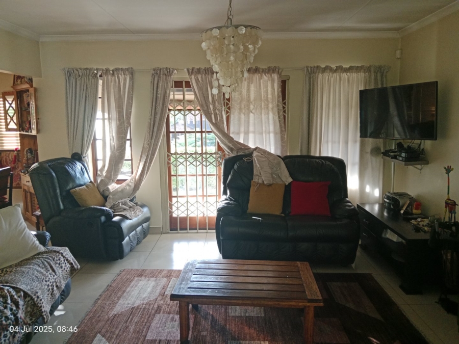 2 Bedroom Property for Sale in Montrose KwaZulu-Natal