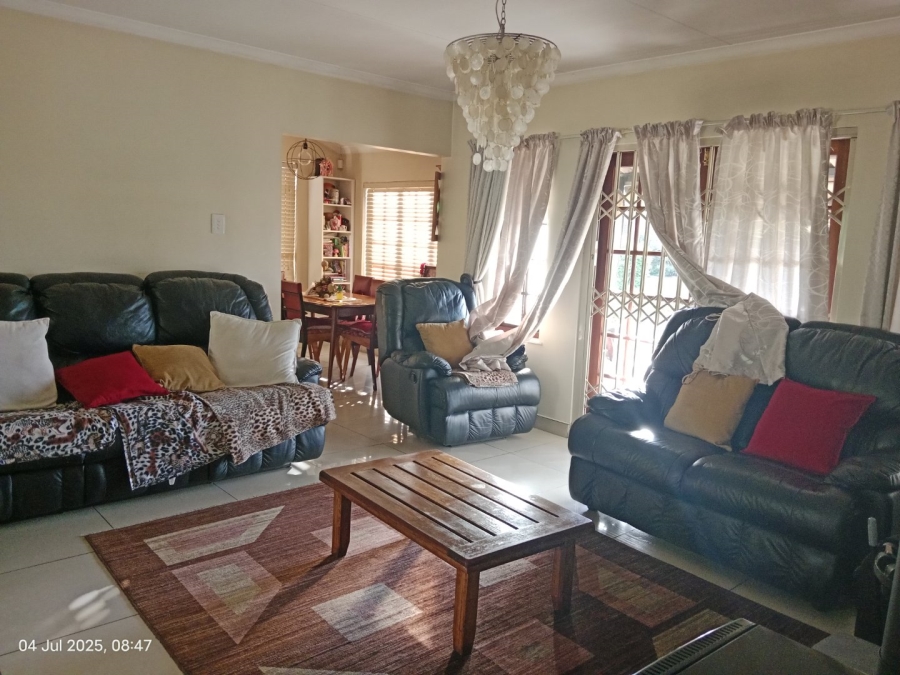 2 Bedroom Property for Sale in Montrose KwaZulu-Natal