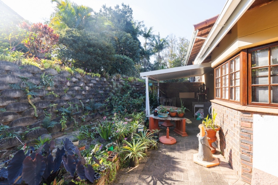 3 Bedroom Property for Sale in Umtentweni KwaZulu-Natal