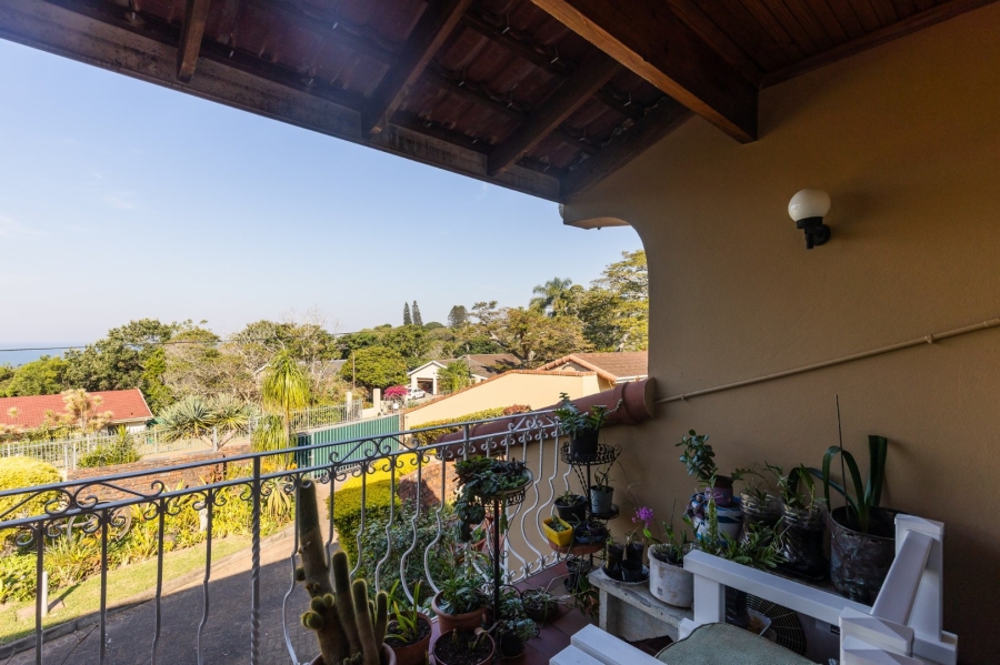 3 Bedroom Property for Sale in Umtentweni KwaZulu-Natal
