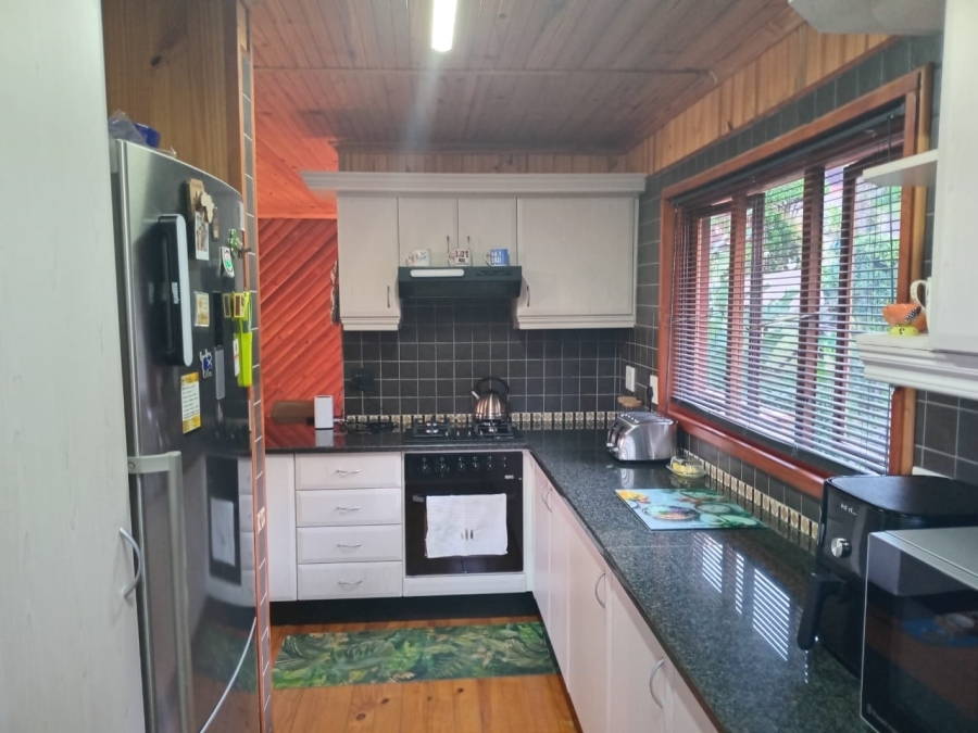 3 Bedroom Property for Sale in Southport KwaZulu-Natal