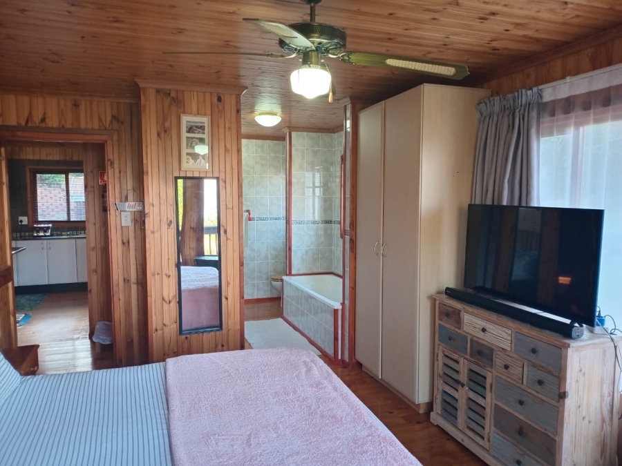 3 Bedroom Property for Sale in Southport KwaZulu-Natal